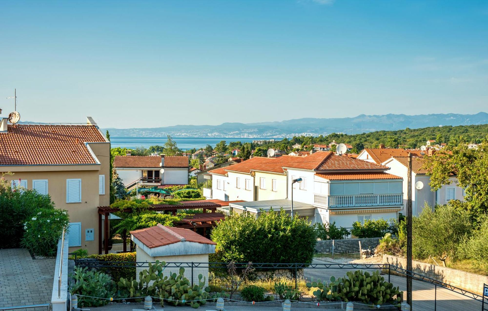 Apartments Kvarner 2 Malinska Bagian luar foto