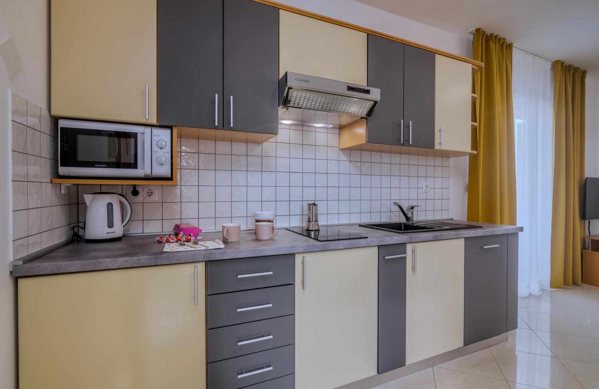 Apartments Kvarner 2 Malinska Bagian luar foto