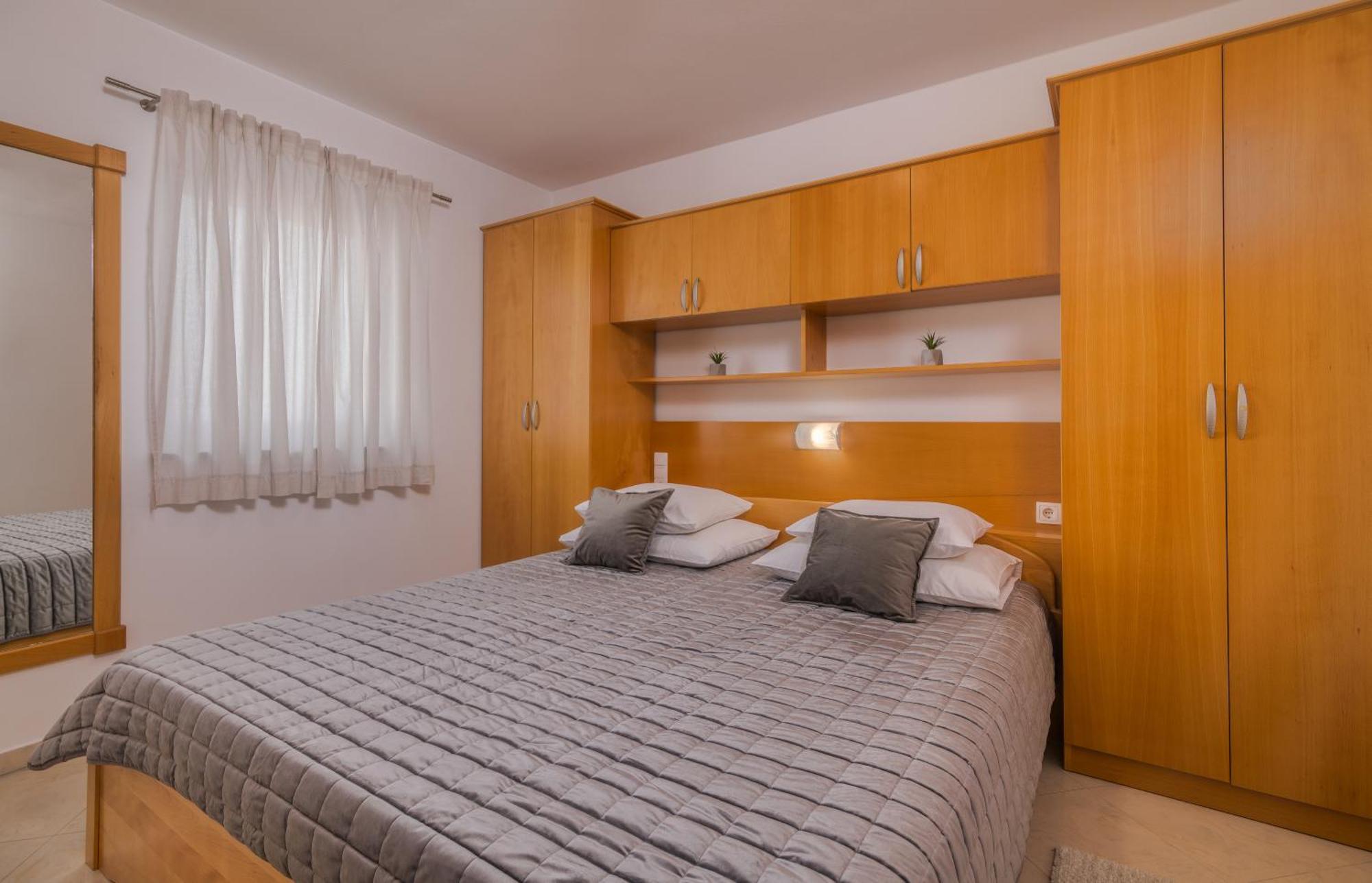 Apartments Kvarner 2 Malinska Bagian luar foto